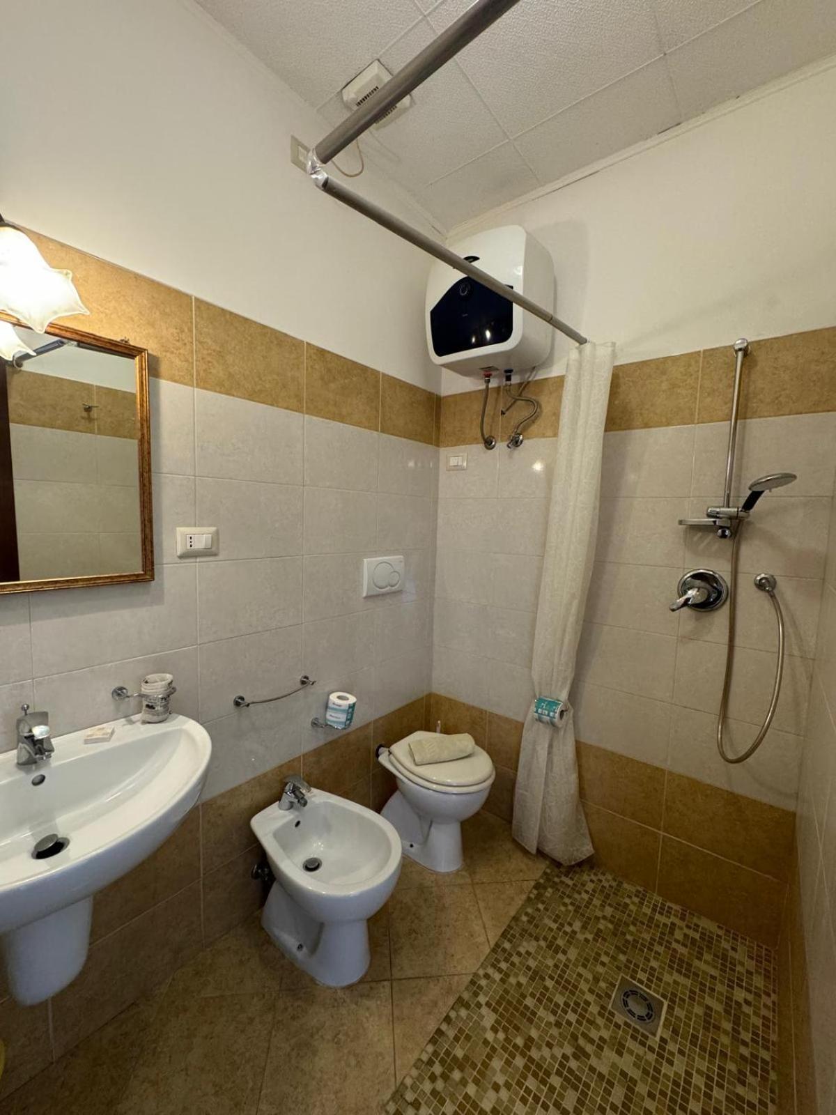Case Vacanze Di Isabella Stoia Джардини-Наксос Экстерьер фото
